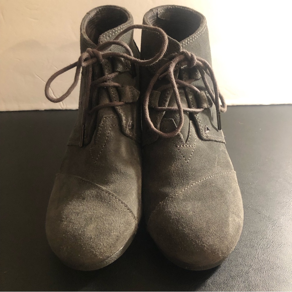 Toms Ankle Booties Womens 9.5 Gray Suede - Picture 2 of 7